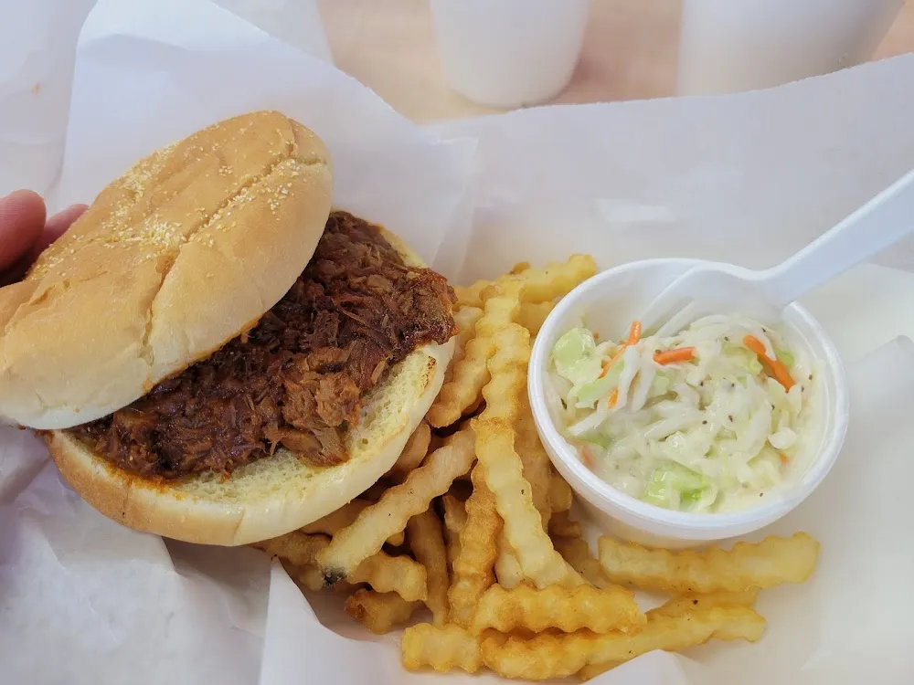 BBQ Beef Sandwich Basket